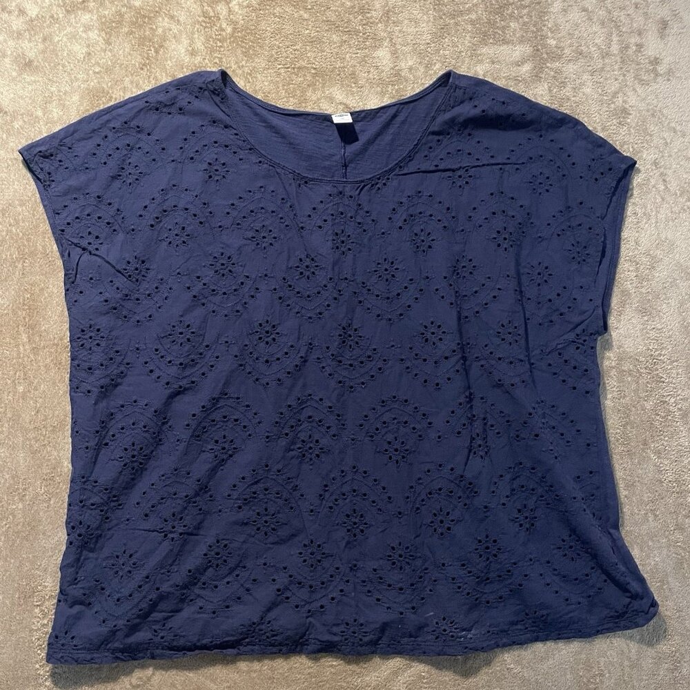 Old Navy Shirt Womens XXL 2X Plus Cap Sleeve Eyelet Navy Blue Embroidered Blouse